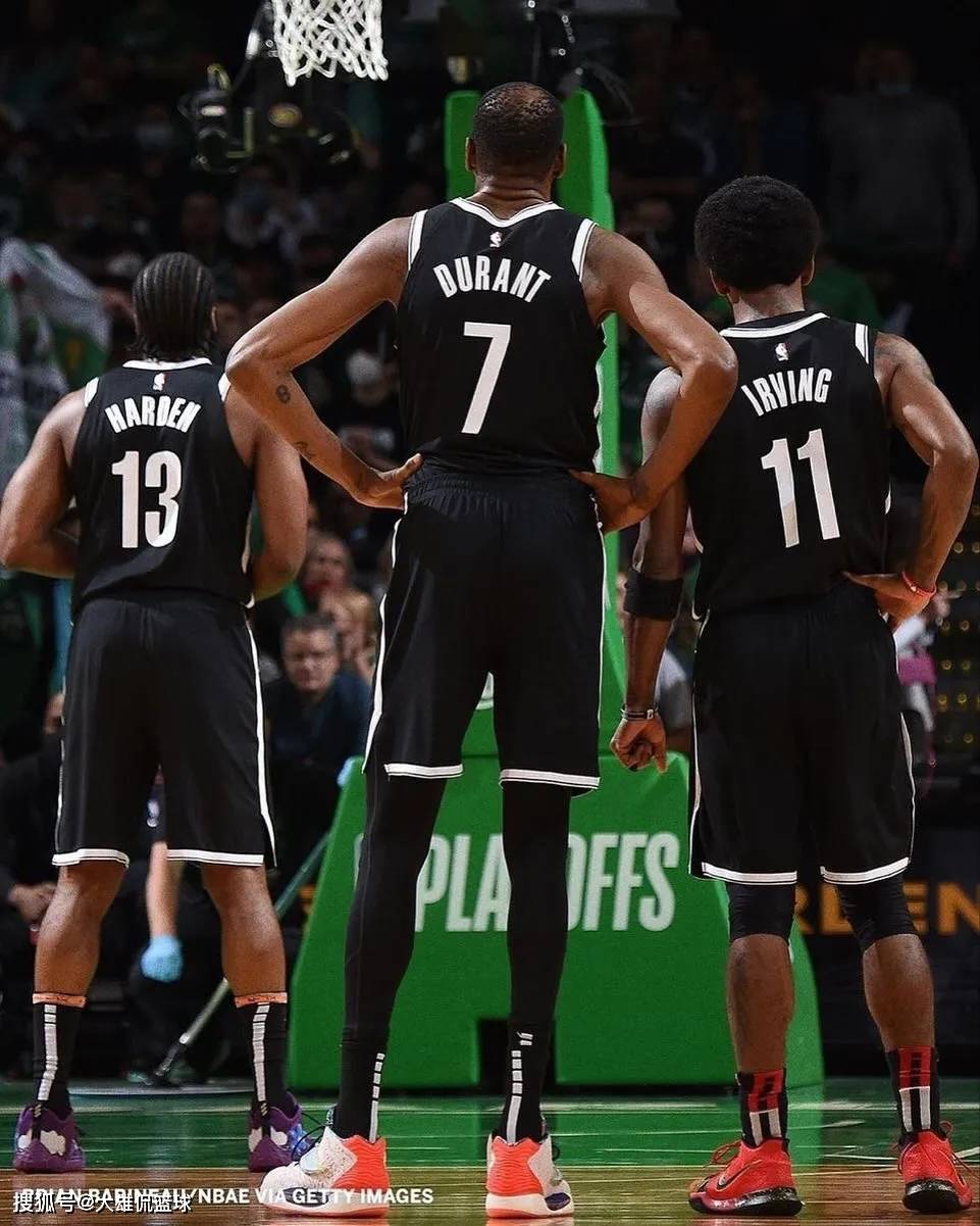 九游体育网页包含布鲁克林篮网清晨临场应变，志在NBA季后赛名次提升，媒体盛赞，轮换策略成焦点的词条