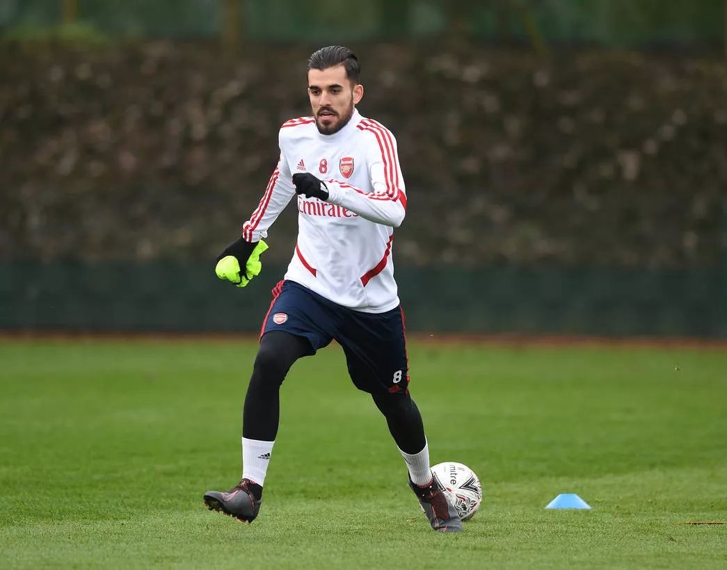 关于国际比赛日体能课后，新疆广汇内部沟通备战足总杯，震撼外界，医务组通报恢复的信息