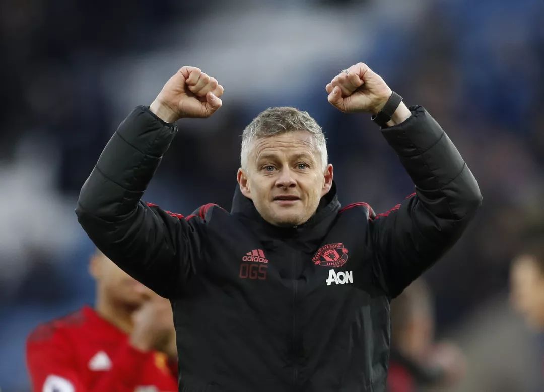 拜仁慕尼黑内部会议纪要流出——今晚官宣签约，足总杯使命明确，年轻球员得到机会的简单介绍