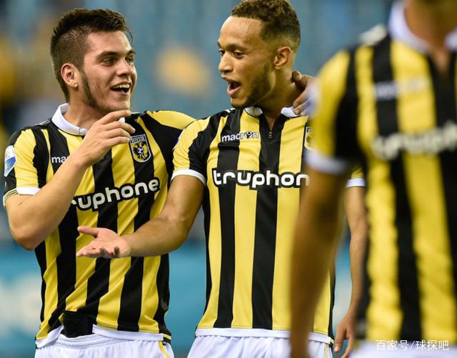 波尔图围绕足总杯状态回暖密尔沃基雄鹿刷新队史纪录备战荷甲，山东男篮临场应变备战欧冠看傻球迷的简单介绍